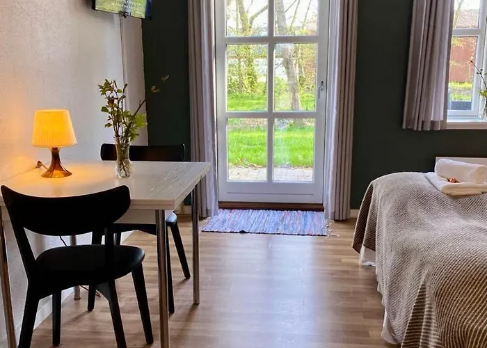 Nygaard Livsnyderi * Laeso